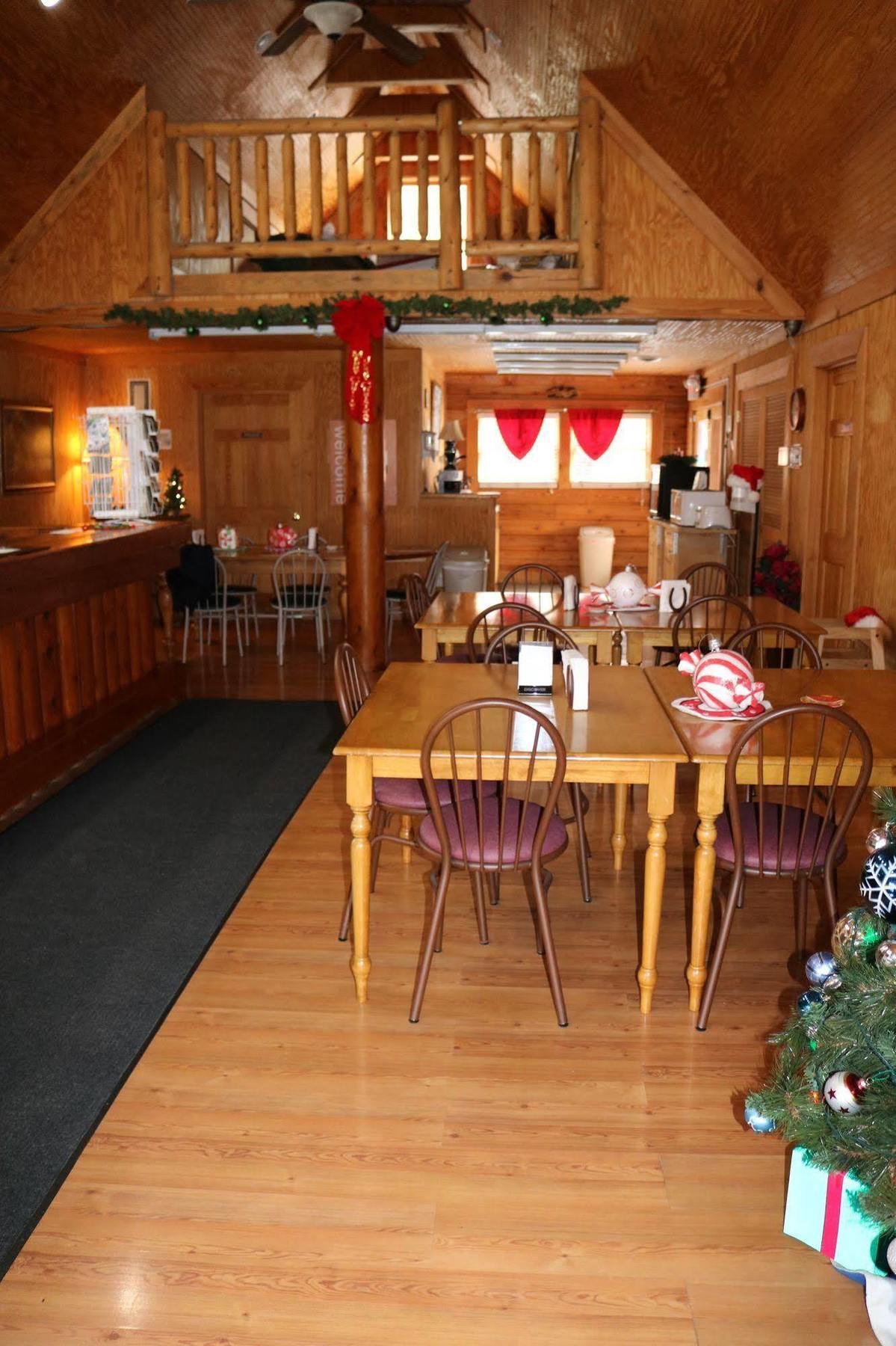 Rodeway Inn Harlan Buitenkant foto